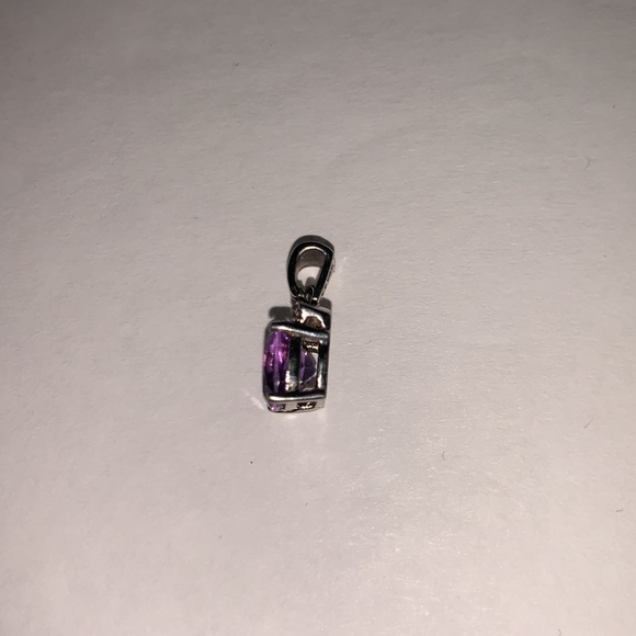 Stamped sterling silver amethyst and white topaz pendant - Picture 5 of 6